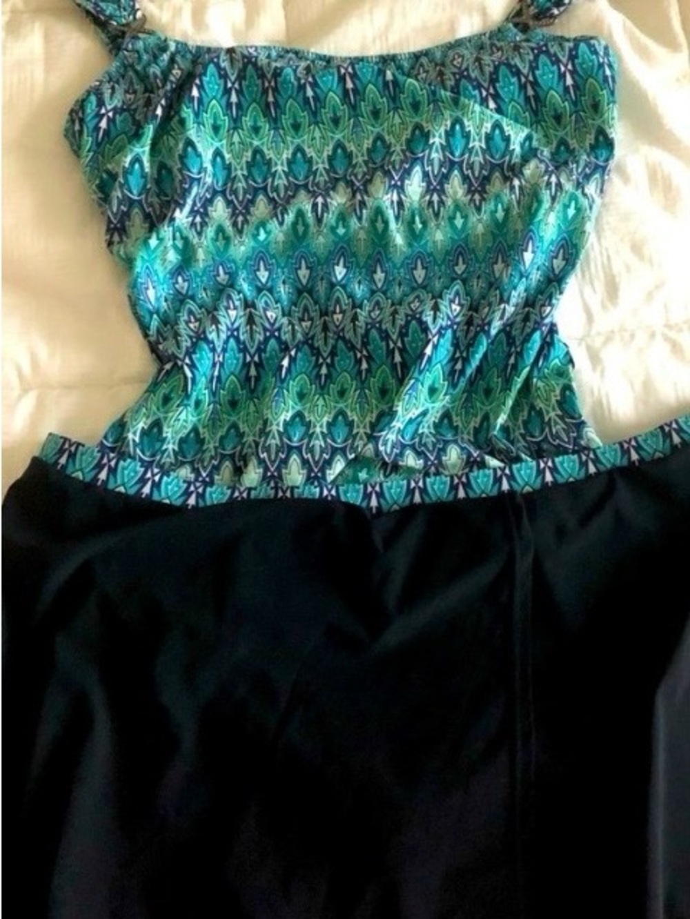 💚 Teal and Navy 💙 Patterned Tank Top with Black Skirted Bottom
